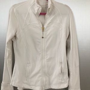 Lululemon white jacket size 10 used pills &stains